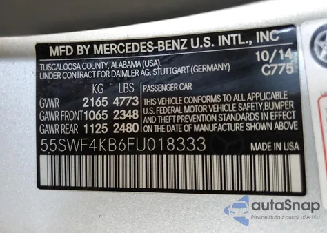 2015 Mercedes-Benz C 300 4Matic z USA, uszkodzony, nr VIN 55SWF4KB6FU018333